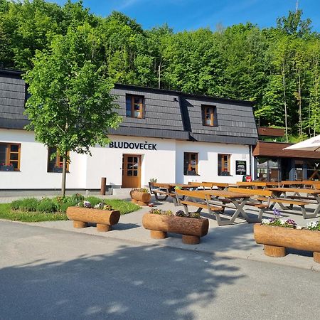 Restaurace A Penzion Bludovecek ภายนอก รูปภาพ