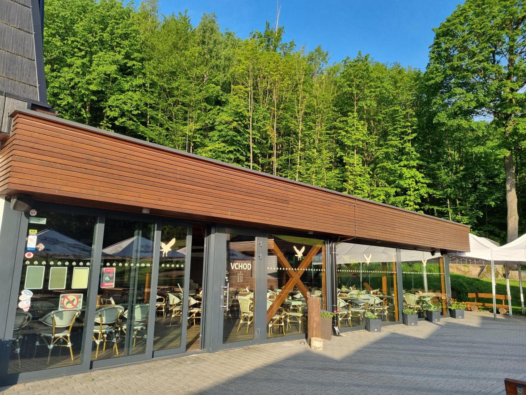 Restaurace A Penzion Bludovecek ภายนอก รูปภาพ